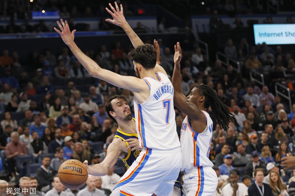 他在場上的 他在場上的